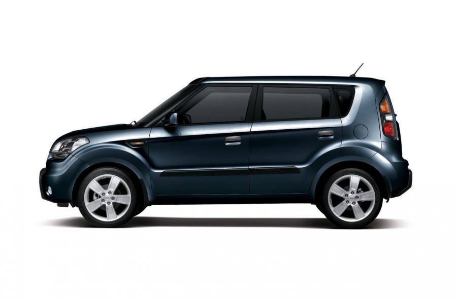  Kia Soul 2008 года  (фото 25 из 141)